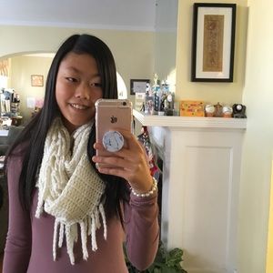 Meet your Posher, Alison